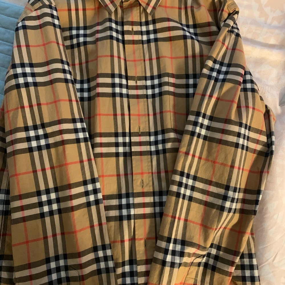 Burberry men’s shirt